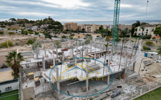 Exclusivo ÁTICO en Venta en Villajoyosa – A un Paso del Mar